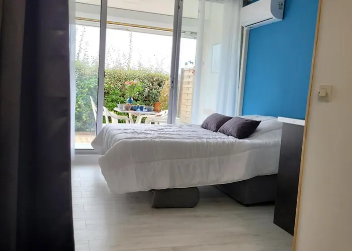Vela Aurea, 4 Couchages En Rez De Jardin, Avec Terrasse Et Parking, A 500m De La Le Grau-du-Roi
